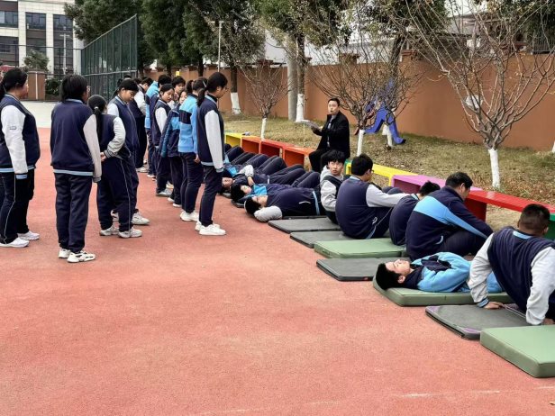 7269500b3adaee8592c343b6dda371b8