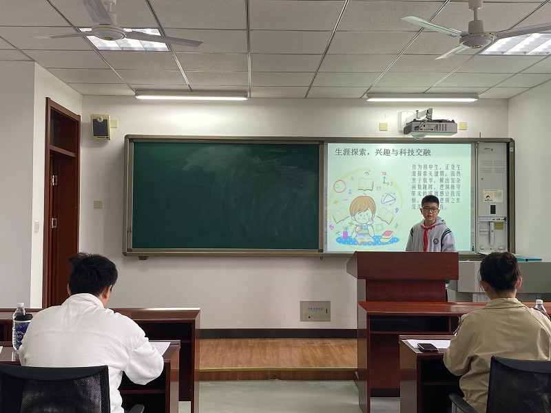 IMG_0369.jpg IMG_0369.jpg