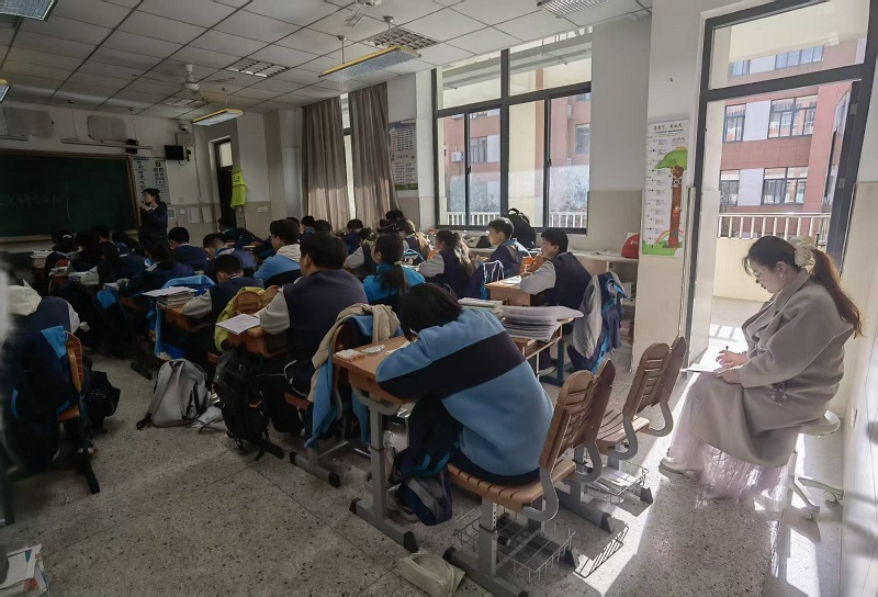 周靓宇-胡杰.jpg 周靓宇-胡杰.jpg